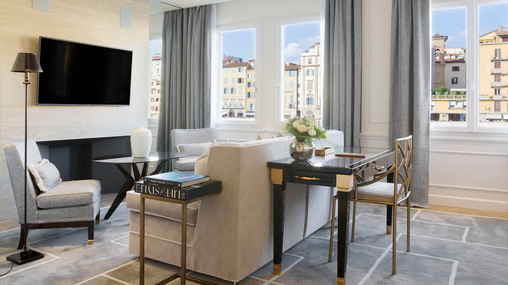 Lungarno Apartments