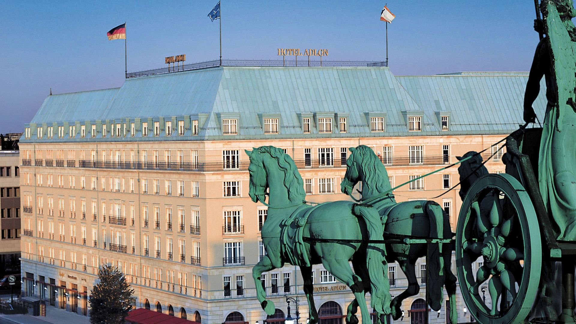 Adlon_Exterior_7.jpg