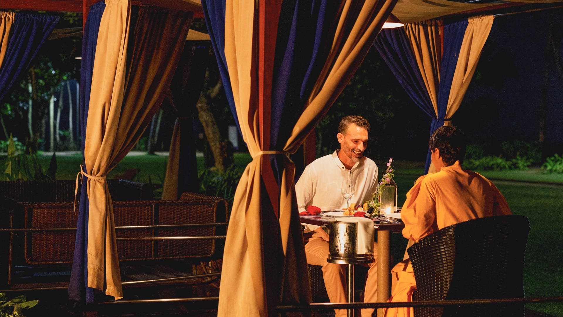 Evening Dining Under the Stars