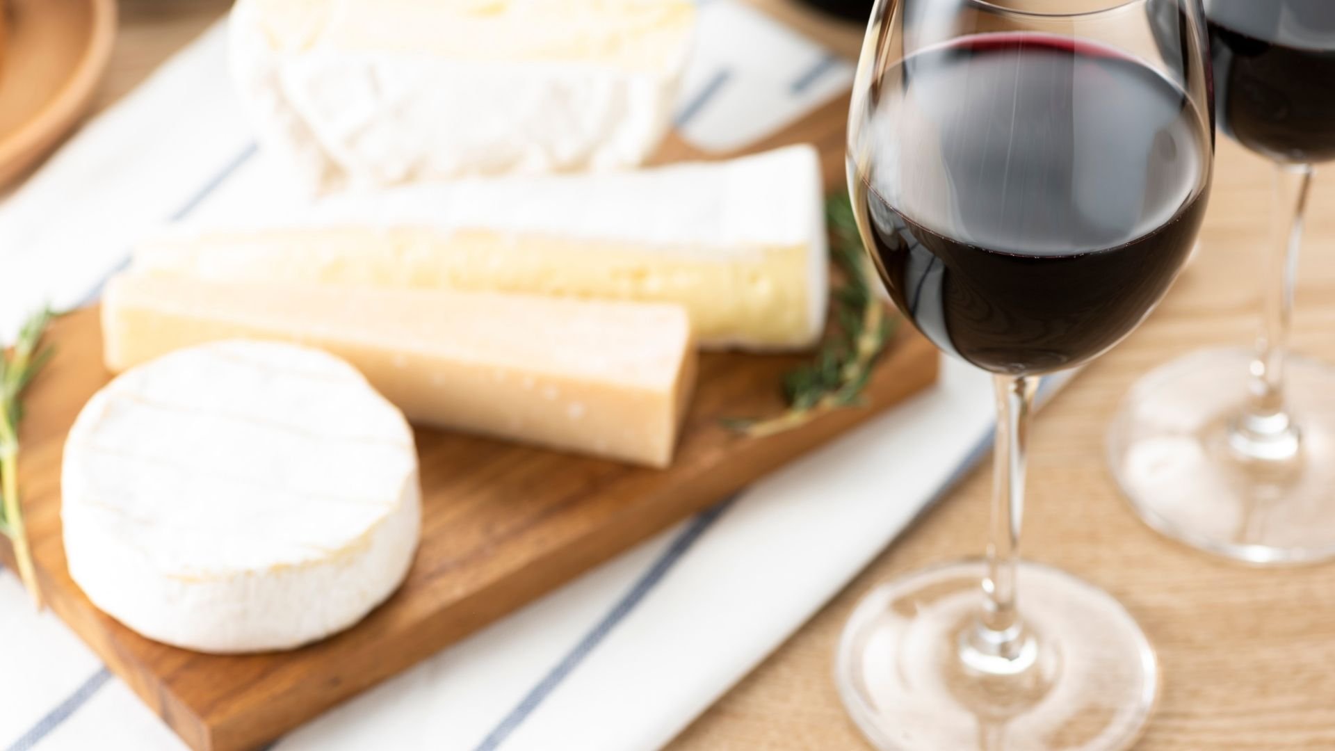 Wine and cheese platter for two GHA DISCOVERY Loyalty GHA Loyalty