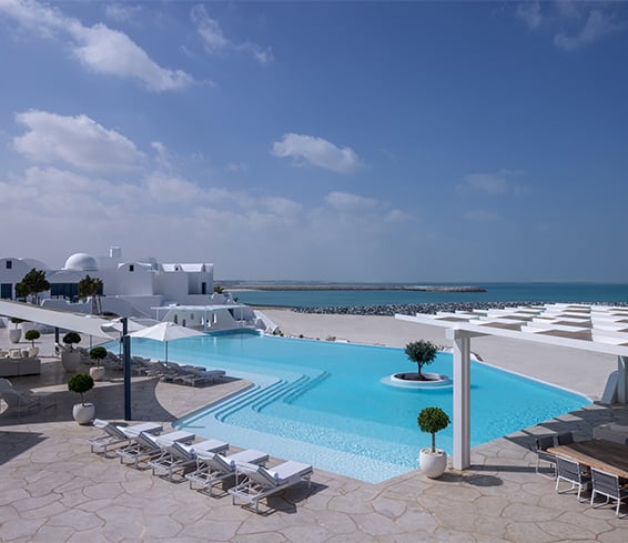 Anantara-Santorini-Abu-Dhabi-Retreat.jpg