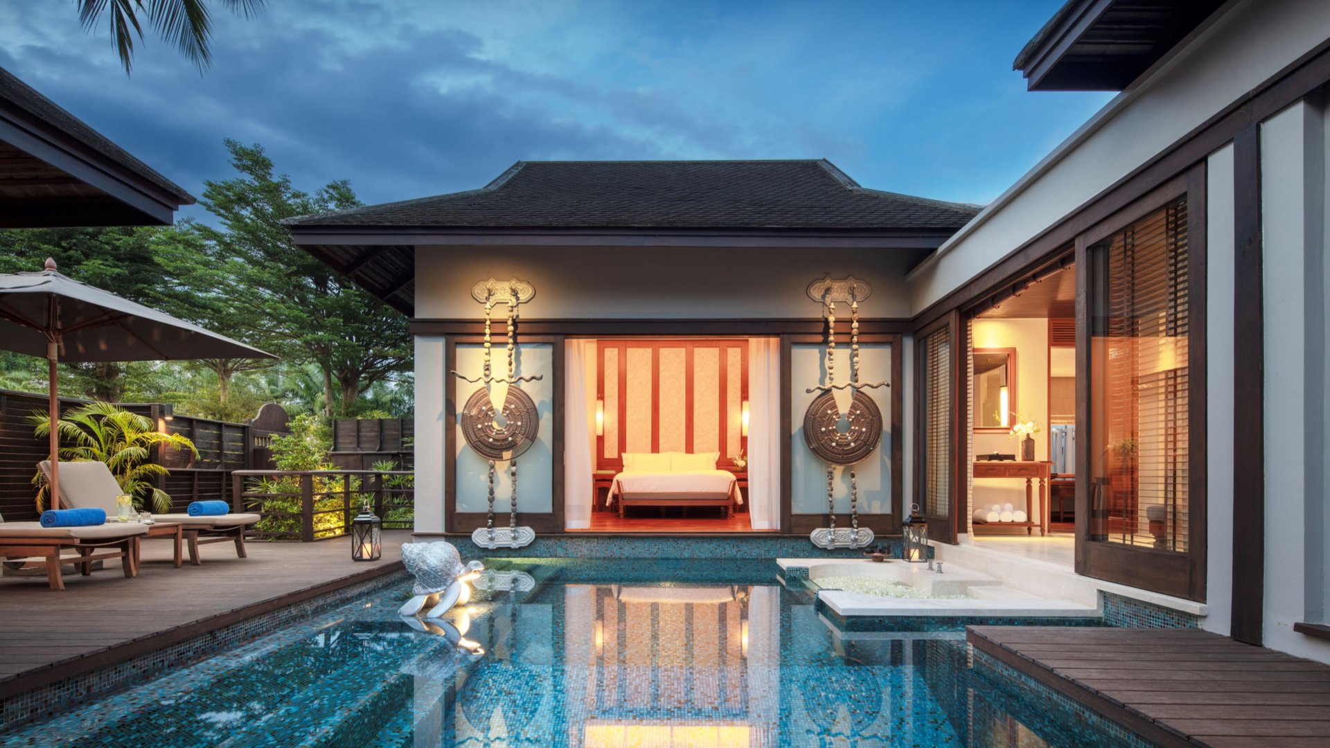 New_Anantara_Mai_Khao_Two_Bedroom_Family_Pool_Villas_Exterior_View_From_The_Pool_Sunset_Time_Smallsize.jpg