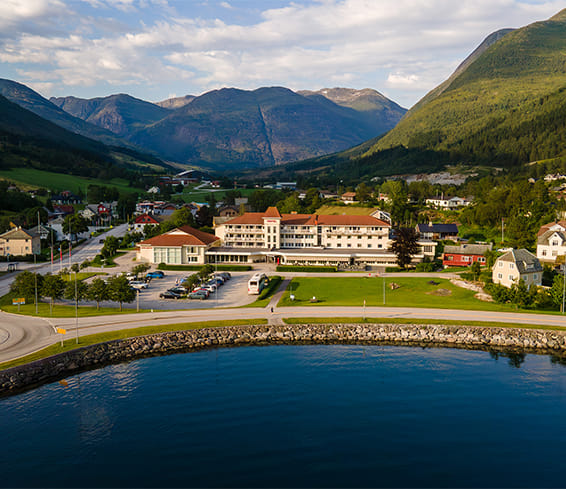 Grand-Hotel-Skei.jpg