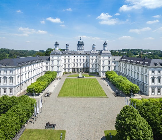 Althoff-Grandhotel-Schloss-Bensburg.jpg