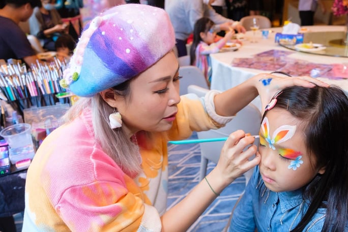 Face Painting photo 1  (1920x1080).jpg