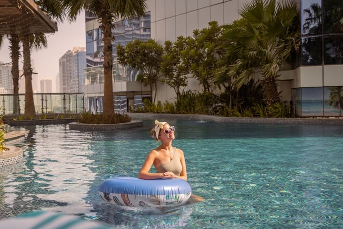 Malibu Deck Lifestyle 2.jpg