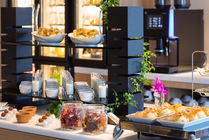 Afternoon tea at the Executive Loung on 35th floor